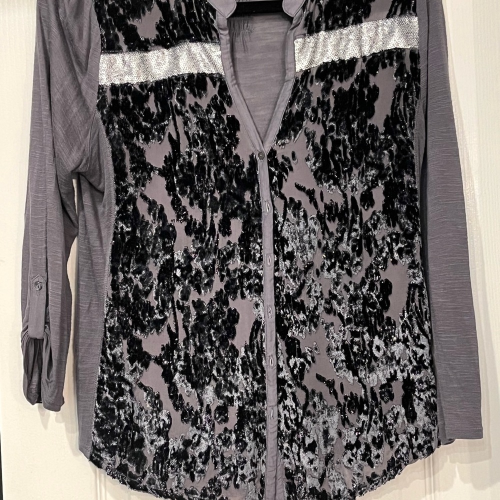 Tiny brand. Beautiful top. Size M. Long sleeve. Stunning front. Very chic